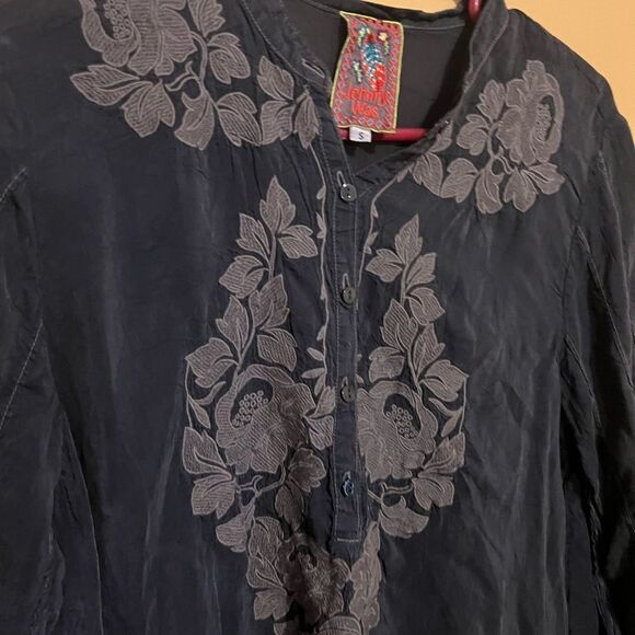 Johnny was embroidered tunic small - Picture 5 of 9